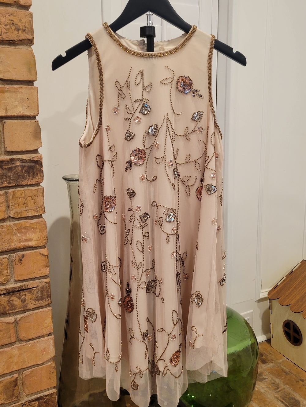 Embellished Sleeveless Ivory Party Dress